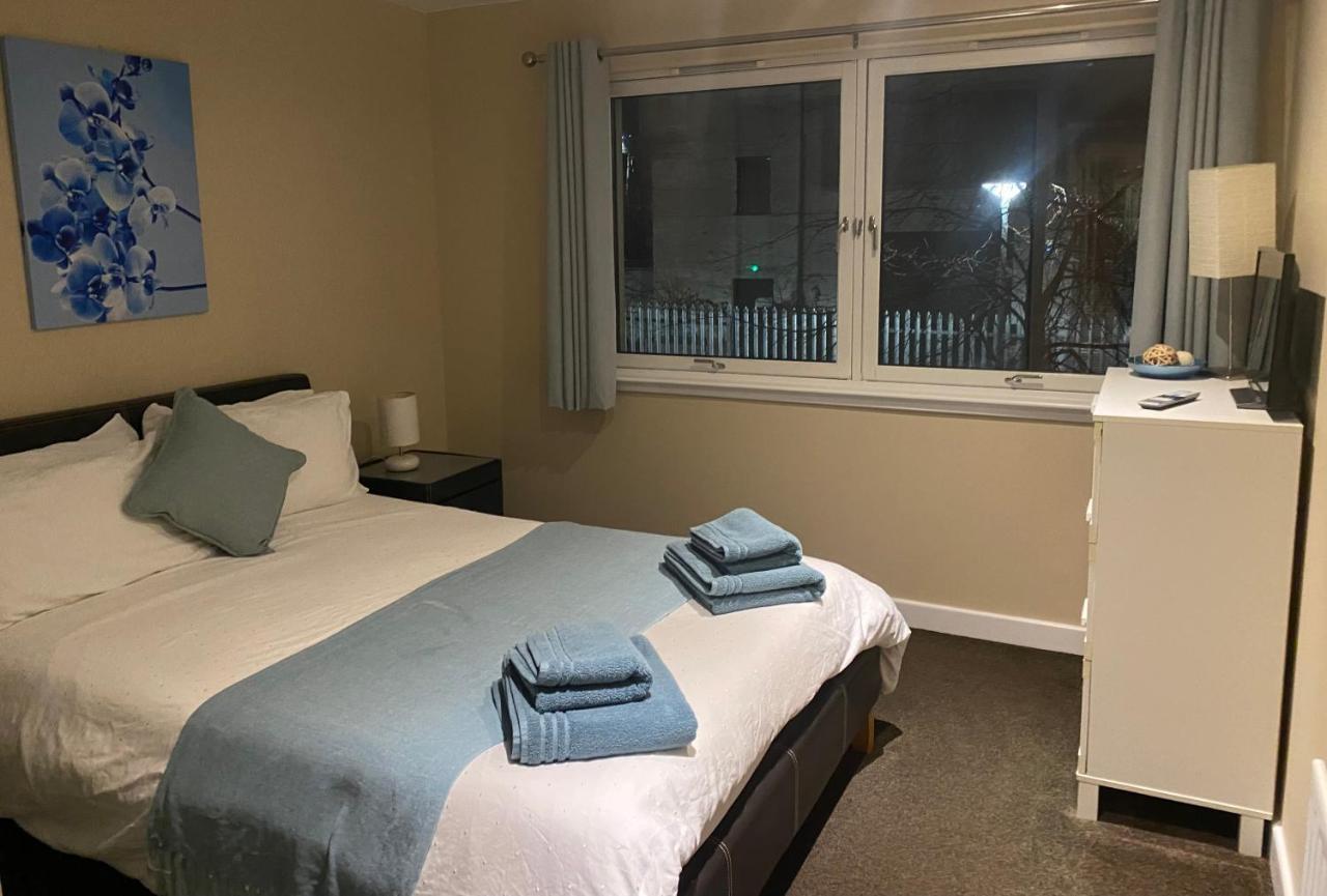 City Centre 2 Bedroom Apartment, Secure Parking. Glasgow Dış mekan fotoğraf